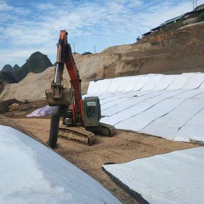 Bentonite Gcl Geosynthetics Clay Liner Geosynthetic Material Bentonite Waterproof Blanket