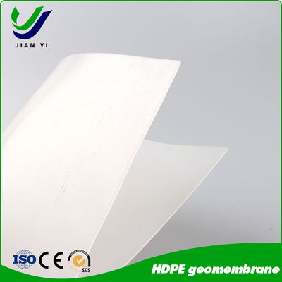 White Color HDPE Geomembrane Reflects Sunlight for Heat Insulation in Photovoltaic Power Stations and Open-air Pools